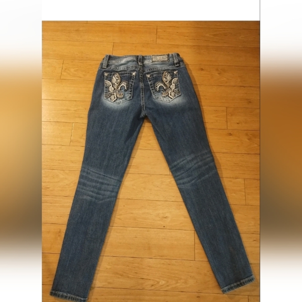 MISS ME Y2K Mid Rise Skinny Blue Jeans w/Jeweled Embroidered Pockets 27"